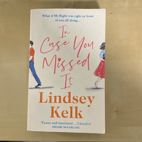 2 used book by Lindsey Kelk - Picture 4 of 5